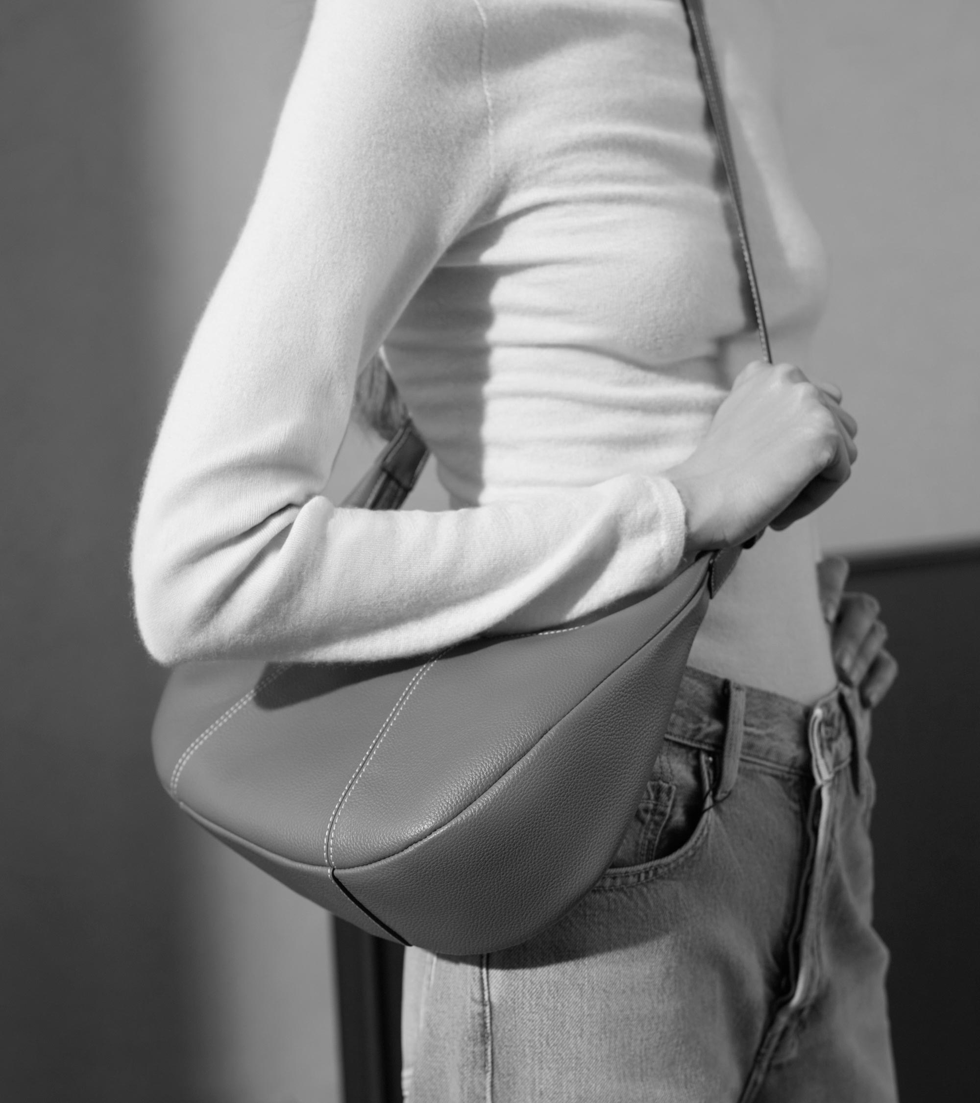 Petit sac hobo Juliette en cuir grainé